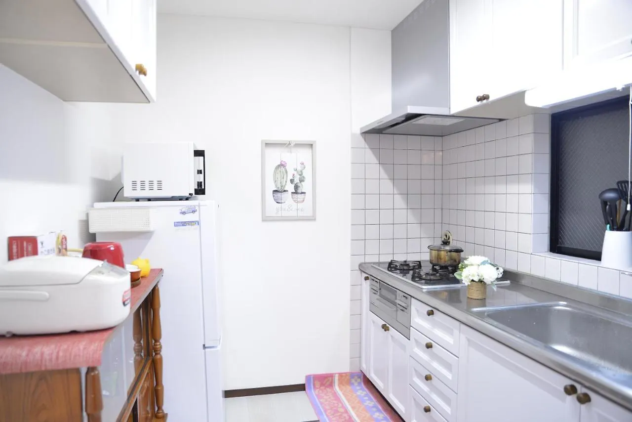 Kanae House Tokyo 0*,